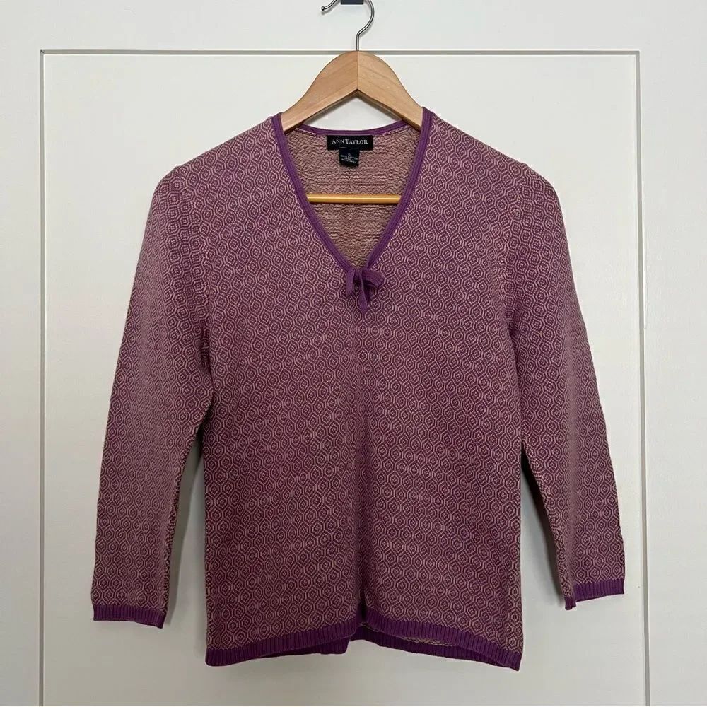 Ann Taylor Sweater Top Women Size S Lilac Lavender Long Sleeve V Neck Bow Cotton